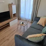 Apart Otel Hills With Free Parking
