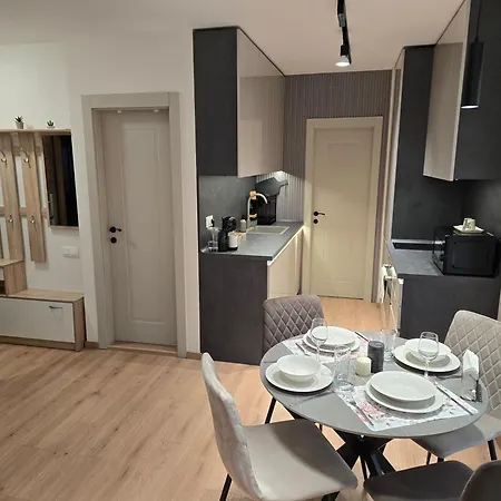 Hills With Free Parking 4* Пловдив