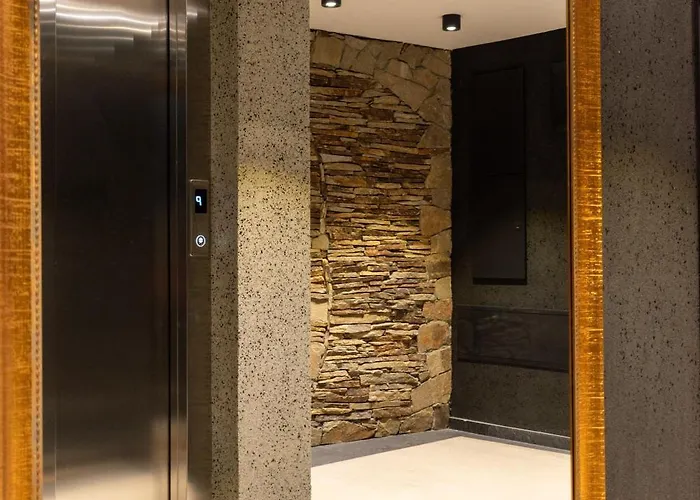 Hills With Free Parking 4* Пловдив