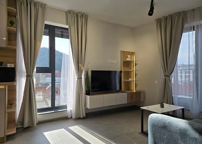 Hills With Free Parking Апартхотел 4*