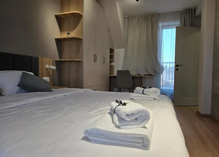 Апартхотел Hills With Free Parking Пловдив