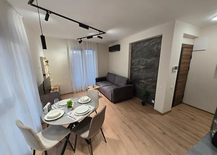 Hills With Free Parking