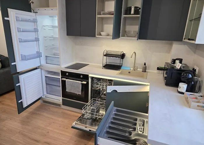 Hills With Free Parking