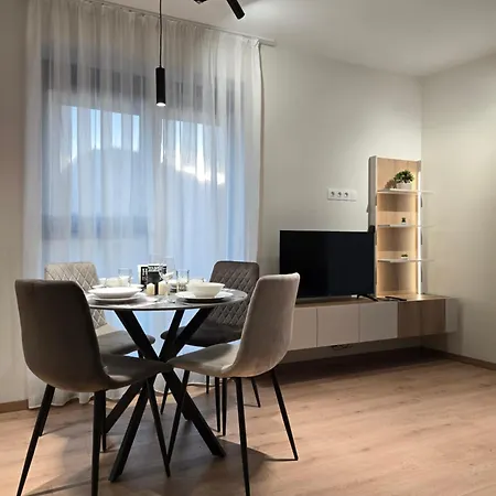 Hills With Free Parking Aparthotel Plovdiv