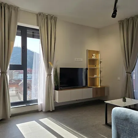 Hills With Free Parking Aparthotel 4*