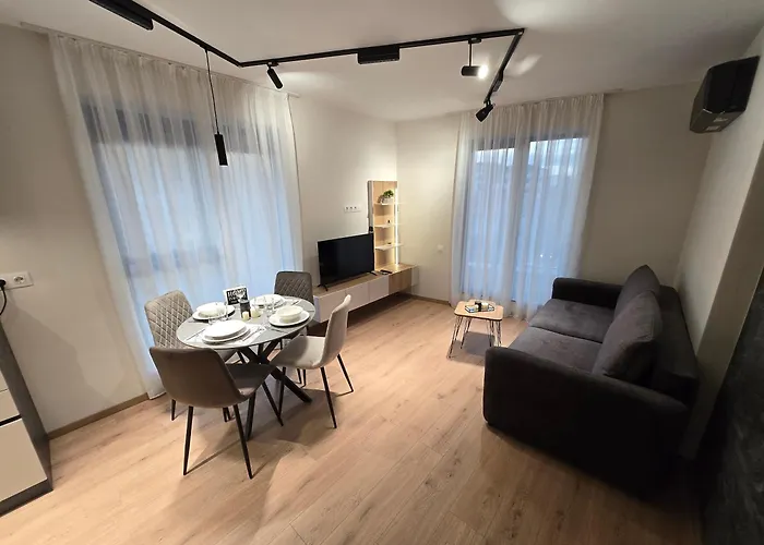 Hills With Free Parking 公寓式酒店